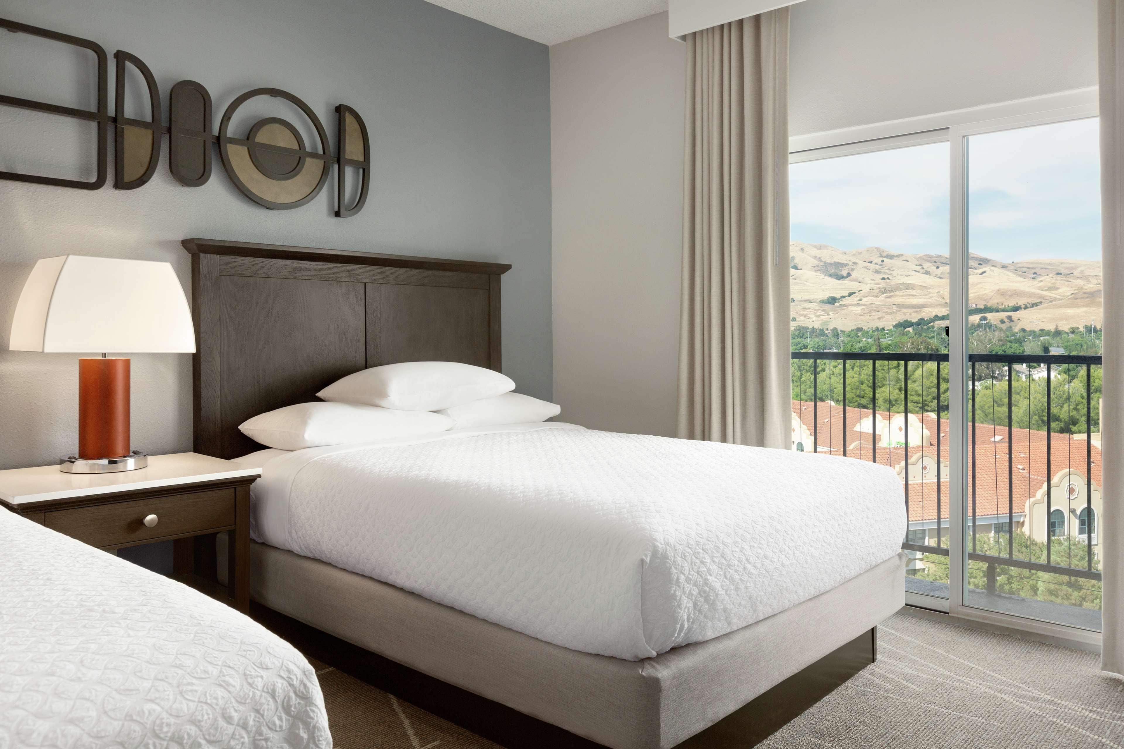 Hotel Embassy - Silicon Valley 3*
